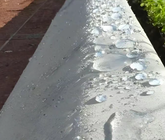 万载硅烷浸渍涂料在混凝土保护中的应用